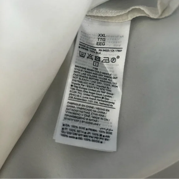 Banana Republic Silk Resort Shirt Cream XXL Women's Button-Up Top - Picture 7 of 7